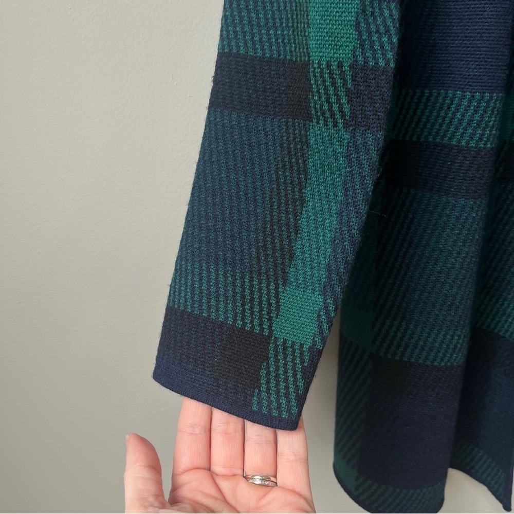 Talbots Cardigan‎ Sweater Women's Small 100% Merino Wool Plaid Navy Blue Green - Picture 6 of 8